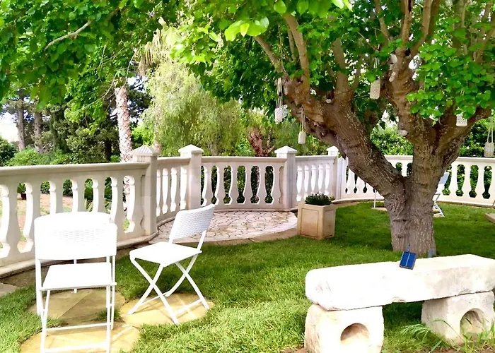 Dimora Idruntina فندق مبيت وإفطار