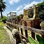 Dimora Idruntina Bed & Breakfast 3*