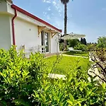 Bed & Breakfast Dimora Idruntina 3*