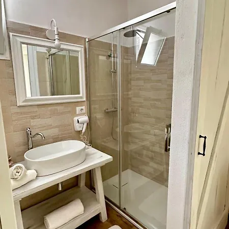 Dimora Idruntina B&B 오트란토