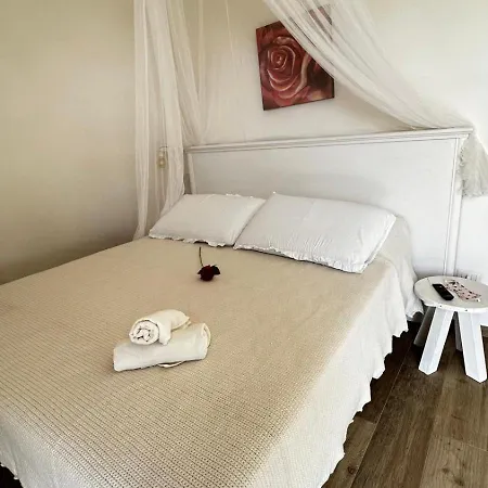 Bed & Breakfast Dimora Idruntina 3*