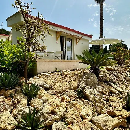 Dimora Idruntina Bed & Breakfast