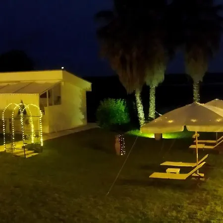 Dimora Idruntina Bed & Breakfast 3*